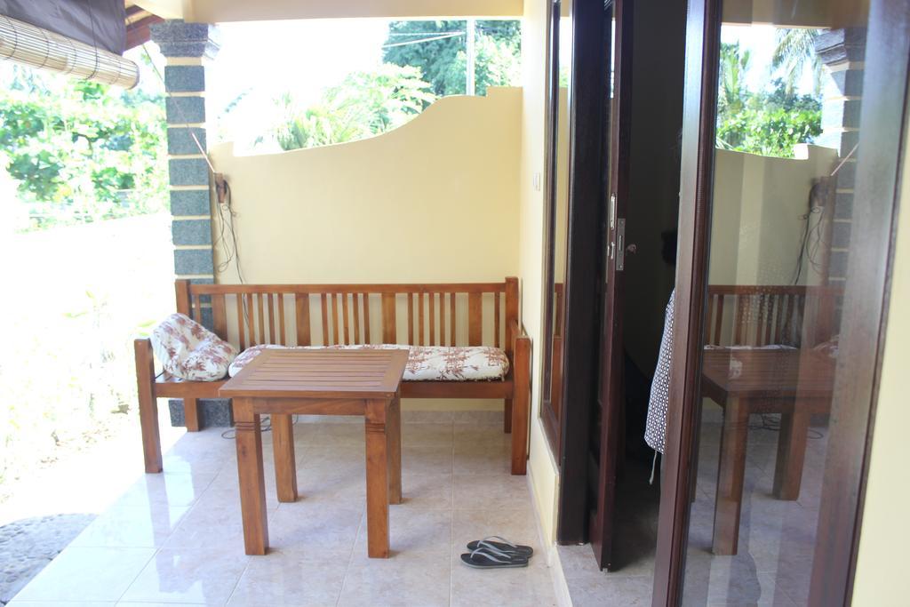 Santa Fe Homestay & Warong Amed Exterior foto